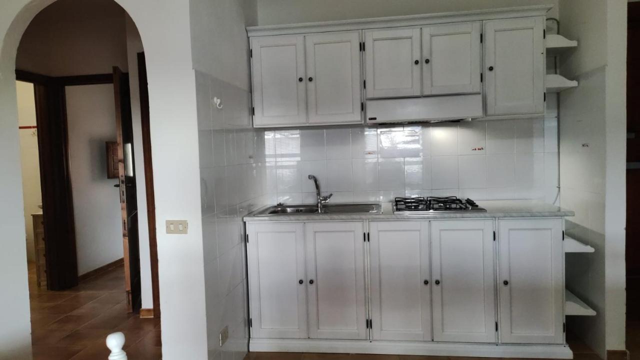 גולפו אראנצ'י Residence Spiaggia Bianca מראה חיצוני תמונה