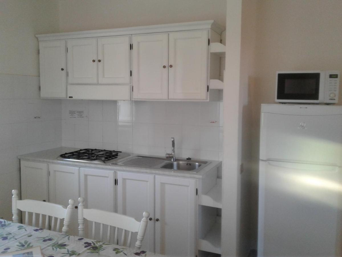 גולפו אראנצ'י Residence Spiaggia Bianca מראה חיצוני תמונה