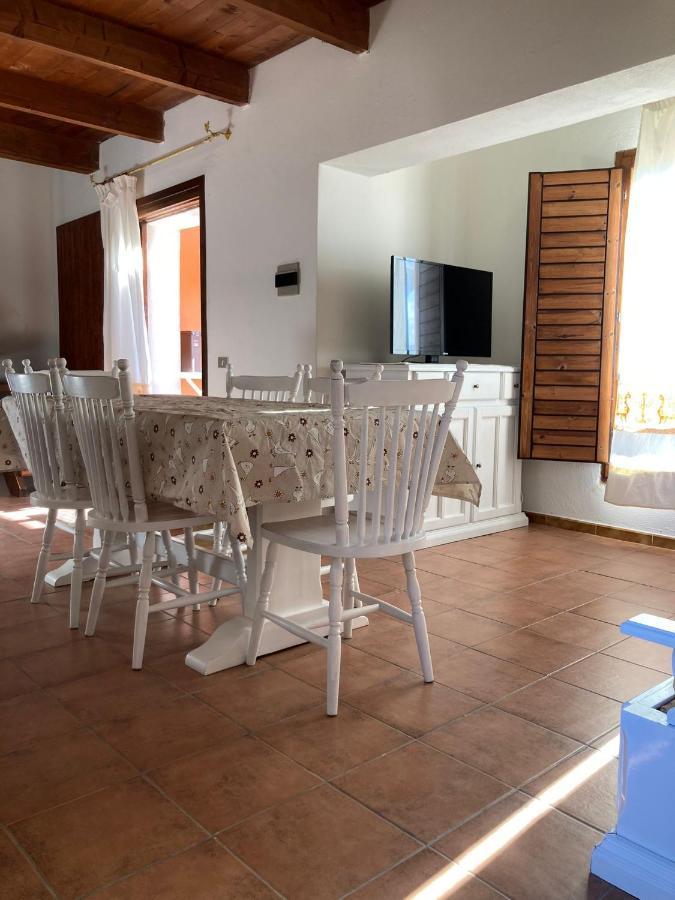 גולפו אראנצ'י Residence Spiaggia Bianca מראה חיצוני תמונה
