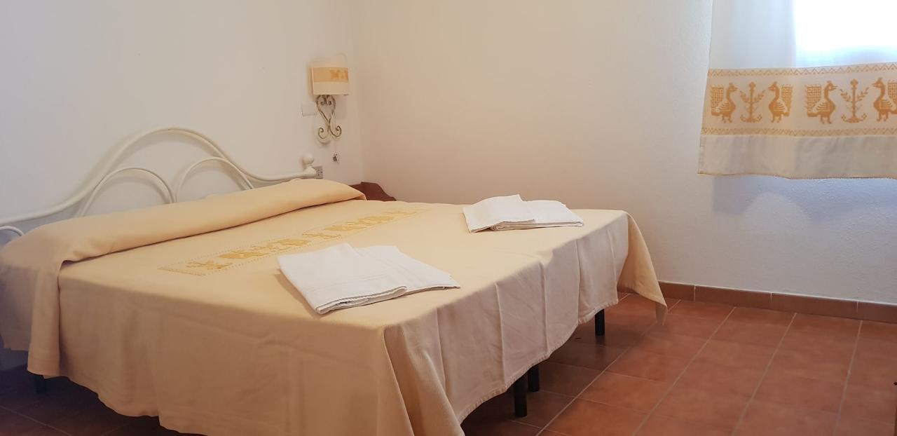 גולפו אראנצ'י Residence Spiaggia Bianca מראה חיצוני תמונה