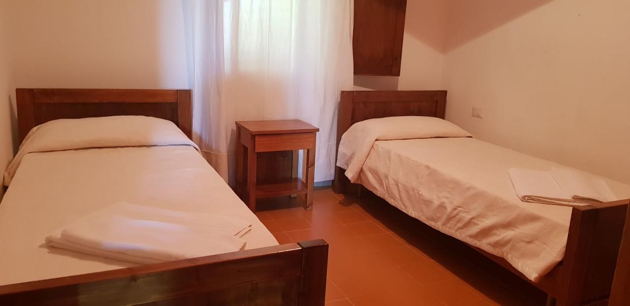 גולפו אראנצ'י Residence Spiaggia Bianca מראה חיצוני תמונה